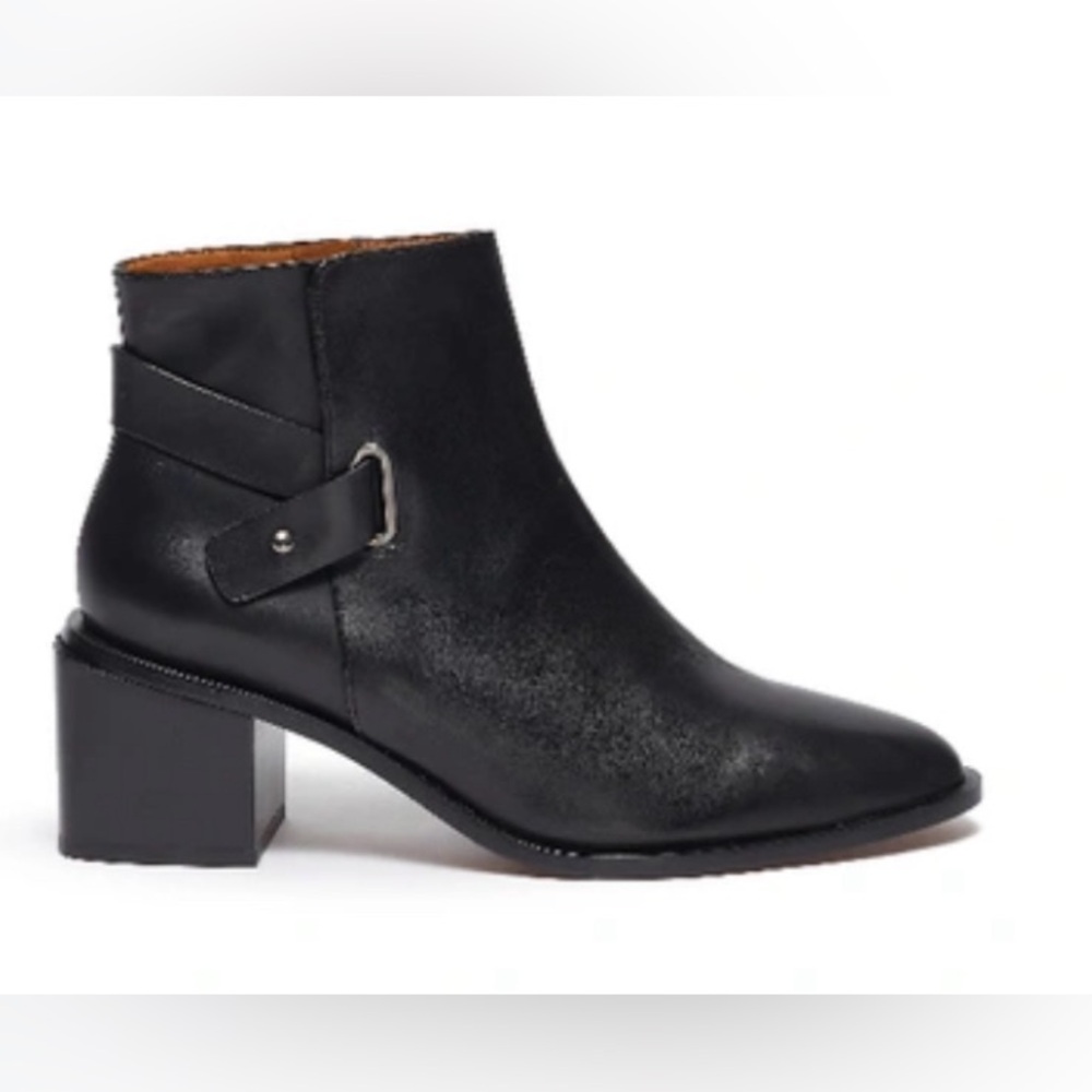 ⭐️⭐️ Robert Clergerie Xinger Black Leather Boot NIB 6.5